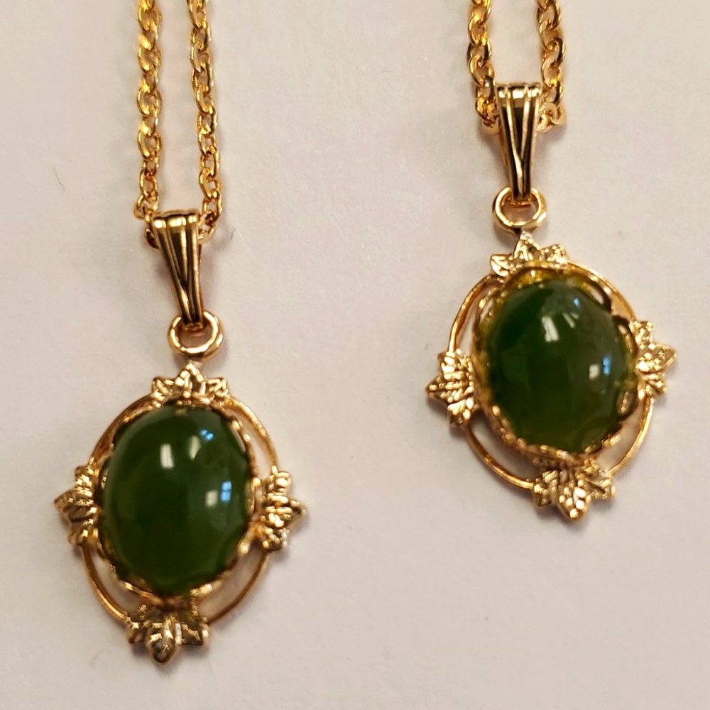 Green Pendant Necklace